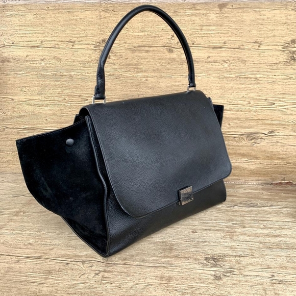 Certified Authentic Celine Trapeze leather handbag - Picture 2 of 10